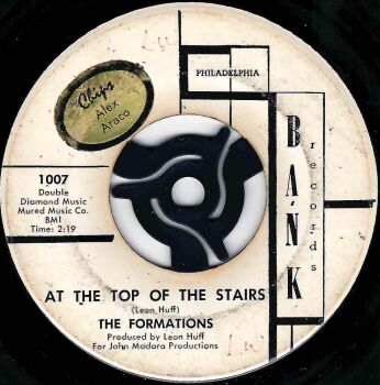 FORMATIONS - AT THE TOP OF THE STAIRS / MAGIC MELODY