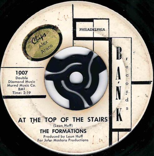 FORMATIONS - AT THE TOP OF THE STAIRS / MAGIC MELODY