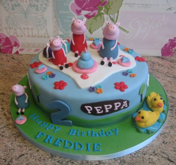 Peppa pig cake 2