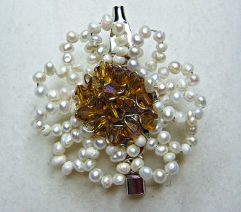 White Pearl & Gold Preciosa Flower Brooch