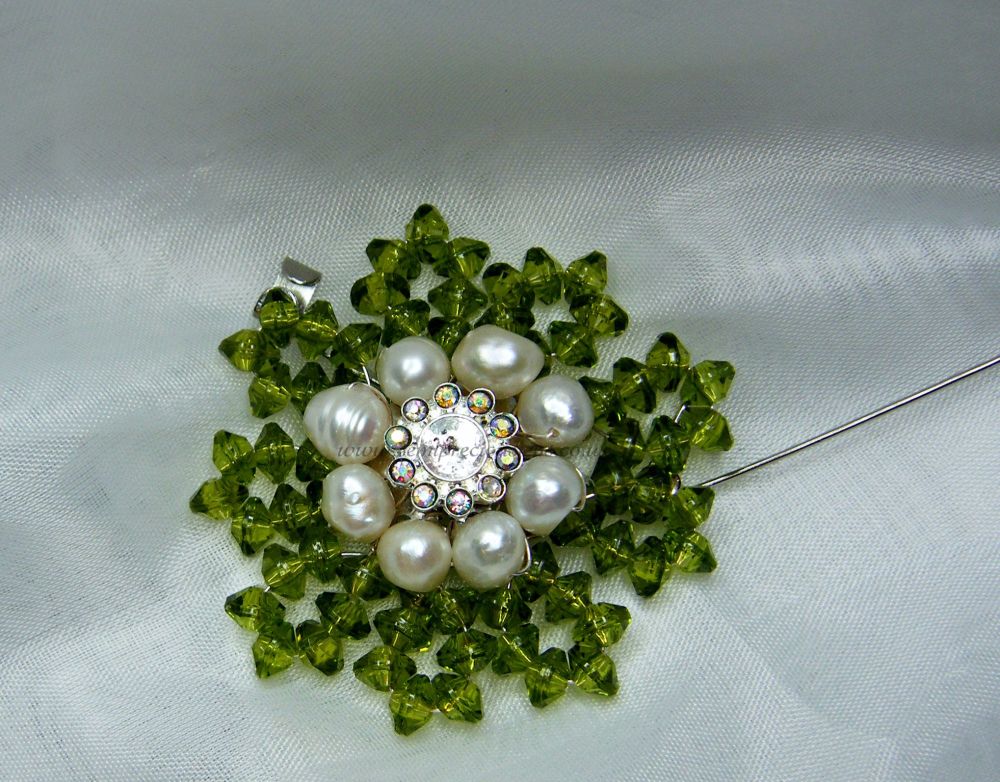 Freshwater Pearl & Diamante Flower Brooch