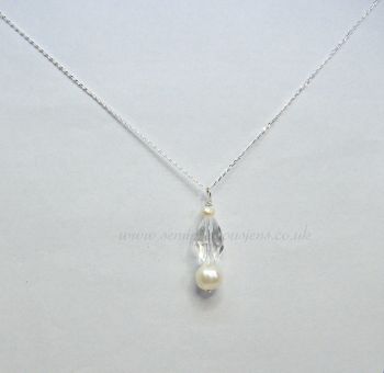 White Freshwater Pearl & Faceted Crystal Pendant Necklace