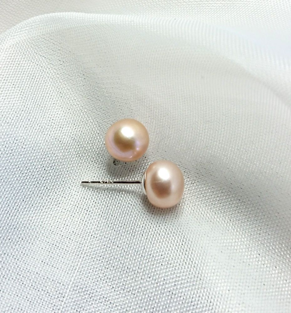 Peach Freshwater Pearl Earrings 