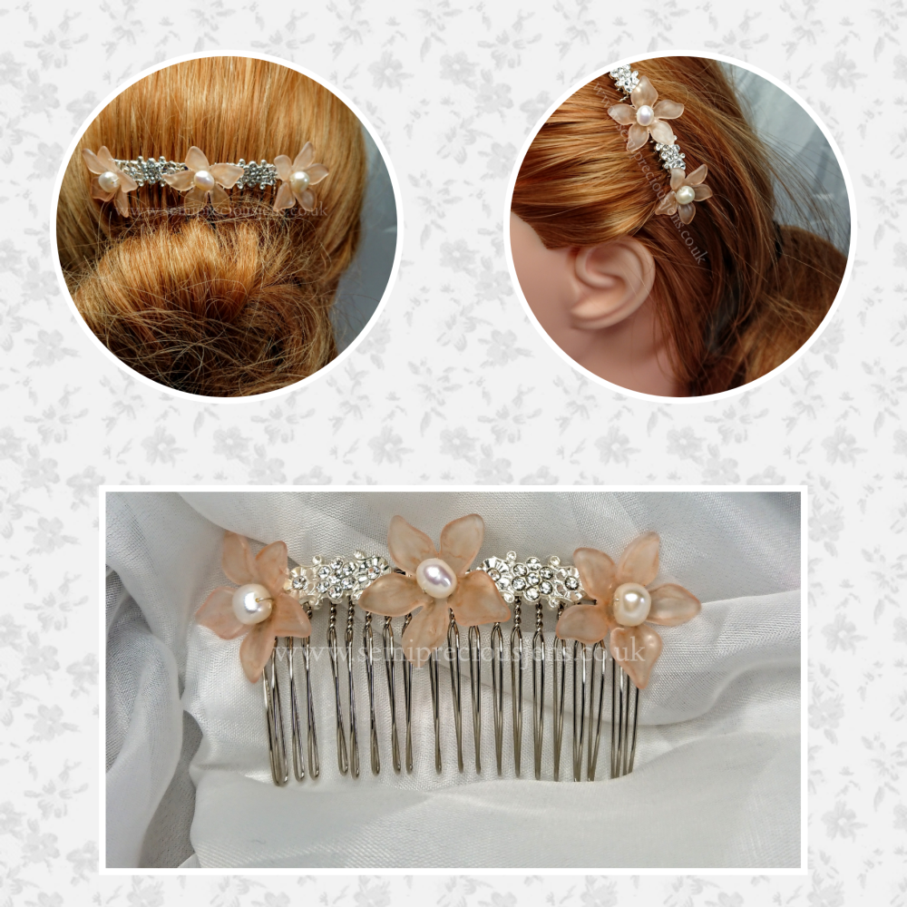 Freshwater Pearl Flower Hair Comb