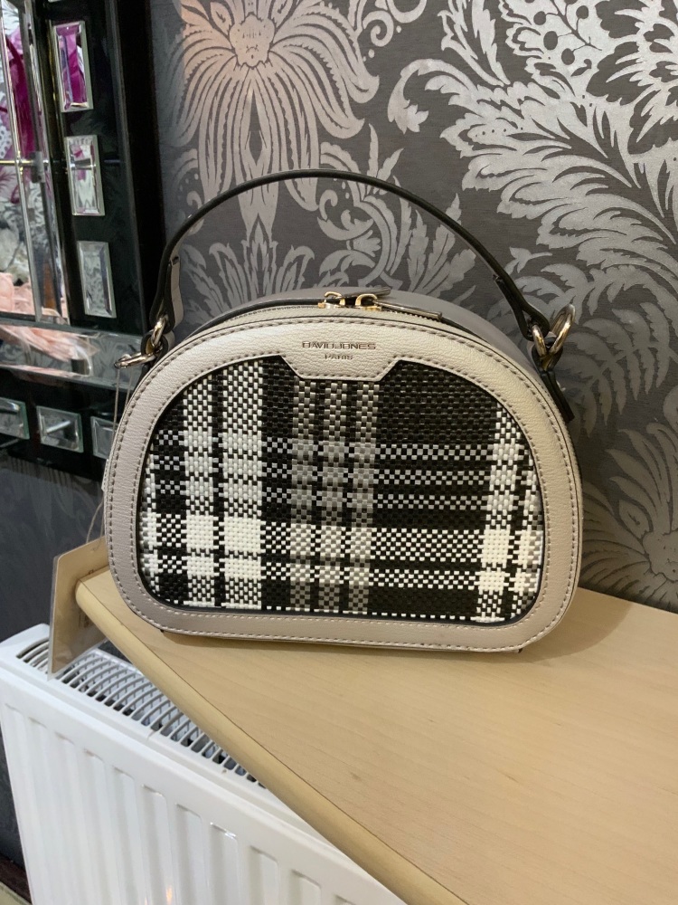 New Product….silver/black/white David Jones handbag