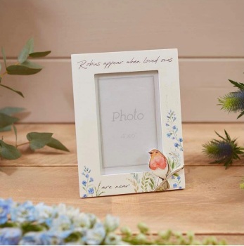 New Product….wooden 3 d forget me not robin white photo frame….holds 6 x 4 photo