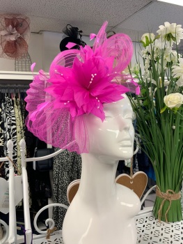 New Product….pink fascinator on headband with feathers and netting and pearl trim