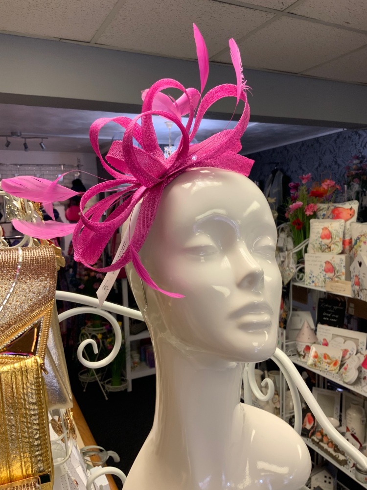 New Product….J.Bees fascinator….magenta sinamay loops with feather trim