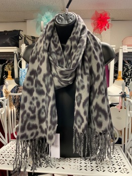 New Product….cosy grey animal print scarf