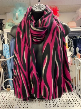 New Product….cosy cerise/black scarf