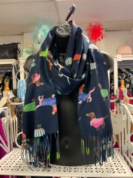 New Product….cosy navy sausage dog scarf