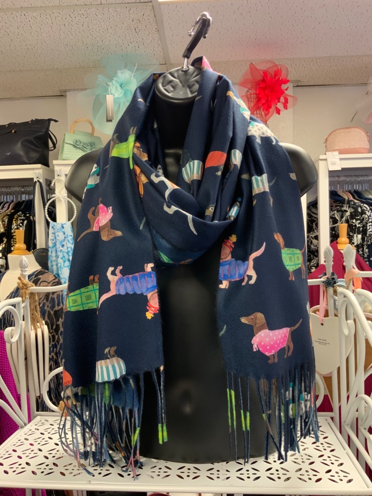 New Product….cosy navy sausage dog scarf