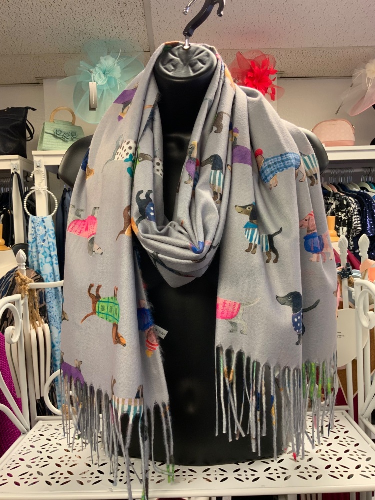 New Product….cosy grey sausage dog scarf