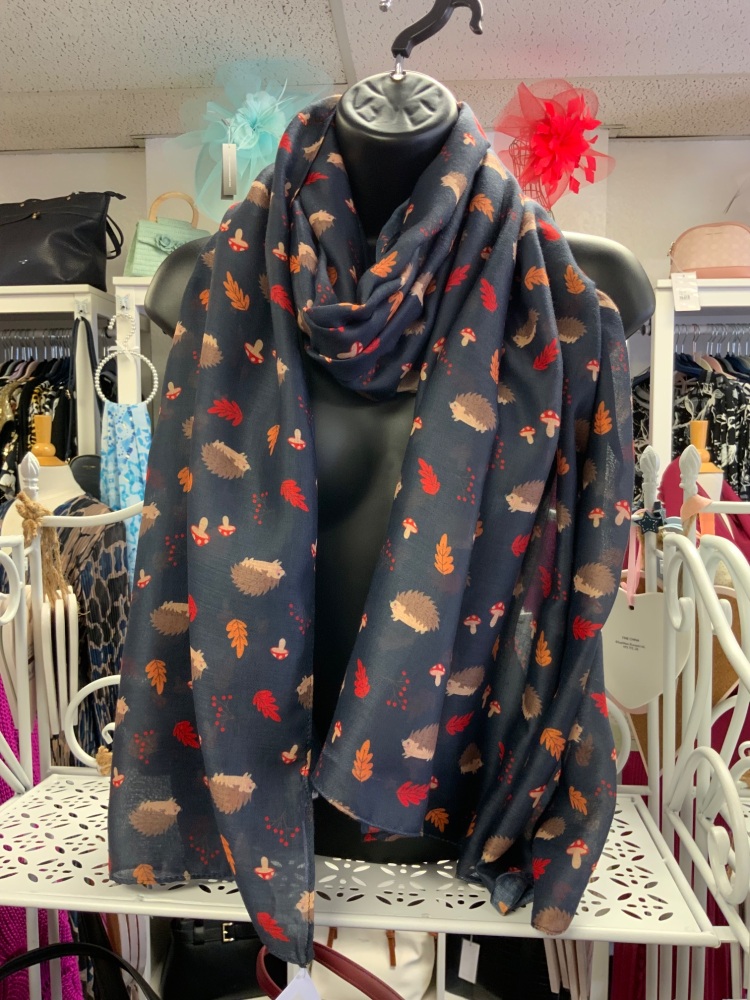 New Product….navy hedgehog scarf
