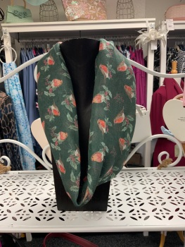 New Product….green magnetic robin scarf