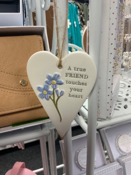 New Product….daisyfield hanging heart true friend