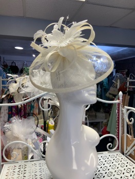 New Product&hellip;.ivory fascinator with wide headband feather flower centrepiece with crystals