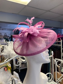 New Product&hellip;.tulip fascinator with wide headband&hellip;.feather flower centrepiece with crystals