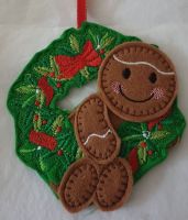 Christmas Swinging in the Wreath  Gingerbread 