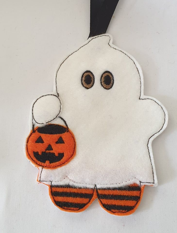 Halloween Ghost Gingerbread 