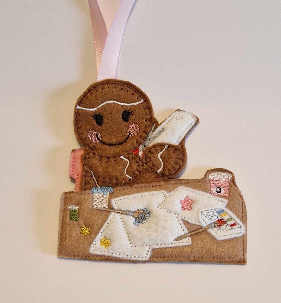 Card Maker / Paper Crafting Crafter Gingerbread Felt Hanging Decoration, Ch