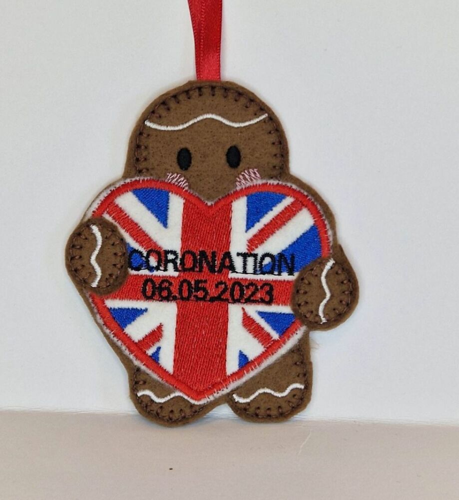 King's Coronation Heart Gingerbread Felt Hanging Decoration, Christmas Tree Decoration. Available as Keyring & Fridge Magnet too.