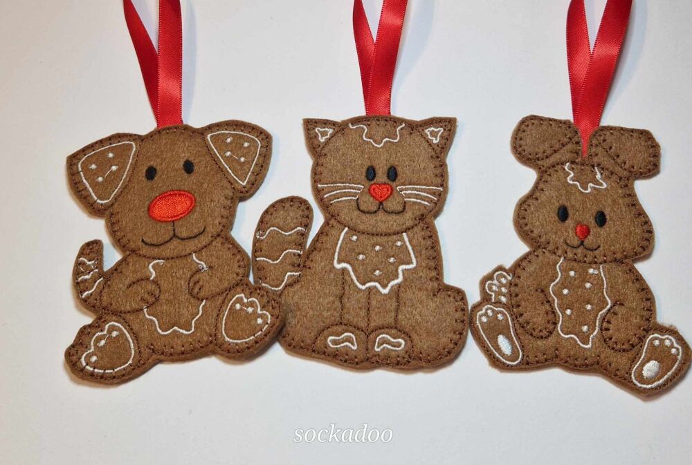 Pet Cat, Pet Dog, Pet Rabbit  Felt Hanging Decoration, Christmas Tree Decoration. Available as Keyring & Fridge Magnet too.