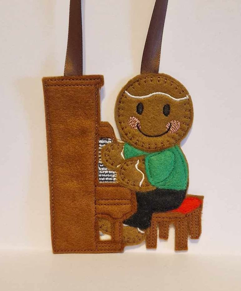 Pianist, Piano Playing Gingerbread felt decoration, Musical Instrument hanging decoration, Christmas Tree decoration