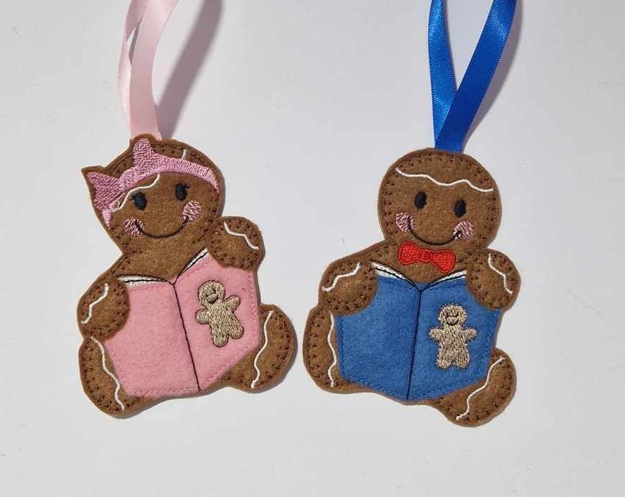 Reading Gingerbread Felt Hanging Decoration.  Can be Keyring or fridge magnet too