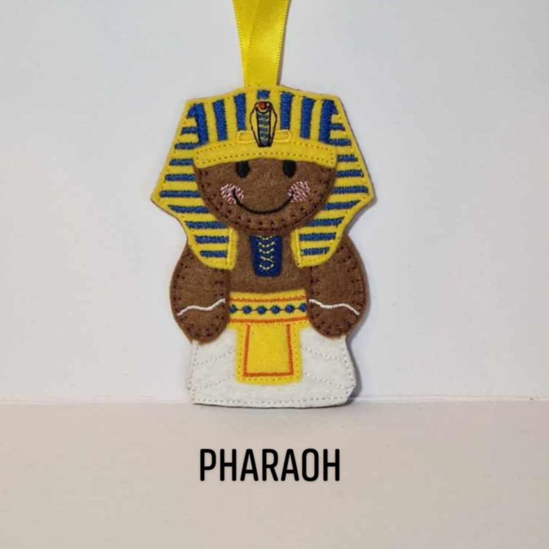 Pharaoh Ruler of the Ancient Egypt Gingerbread Felt Hanging Decoration, Christmas Tree Decoration. Available as Keyring & Fridge Magnet too.