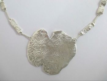 reticulated necklace 1