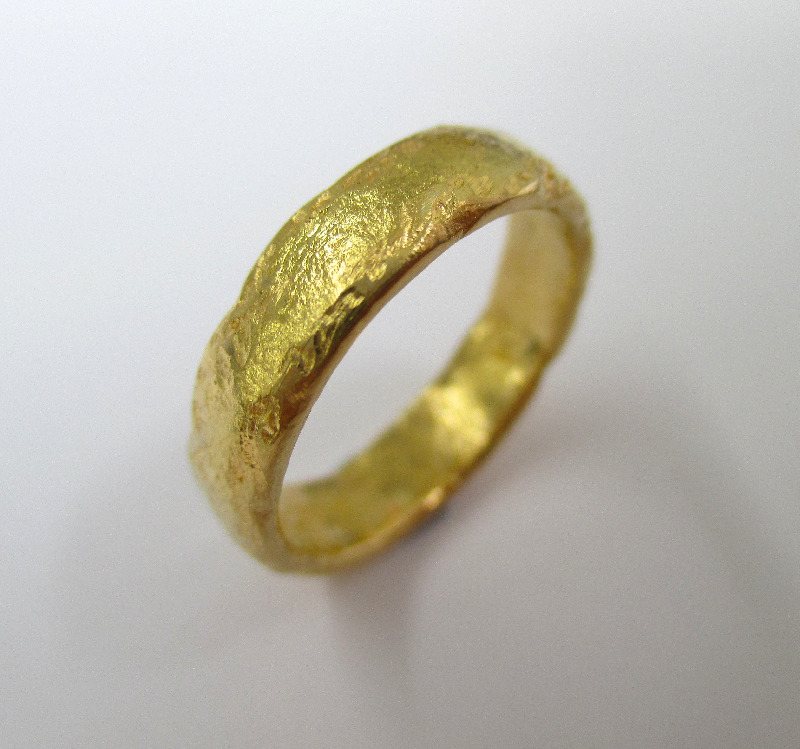 unusual wedding rings edinburgh, 22ct yellow gold rings, bespoke ...