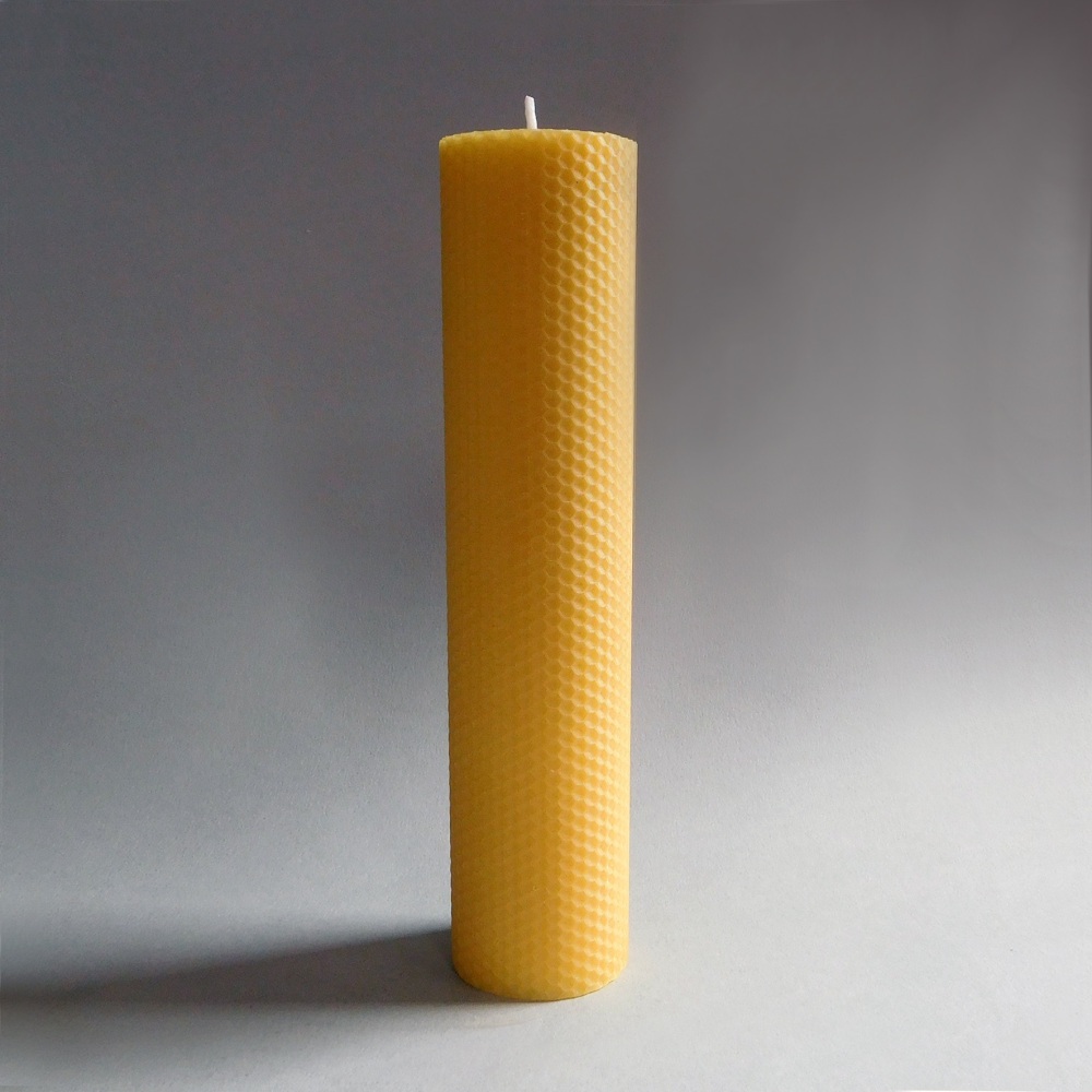 Large rolled beeswax candles