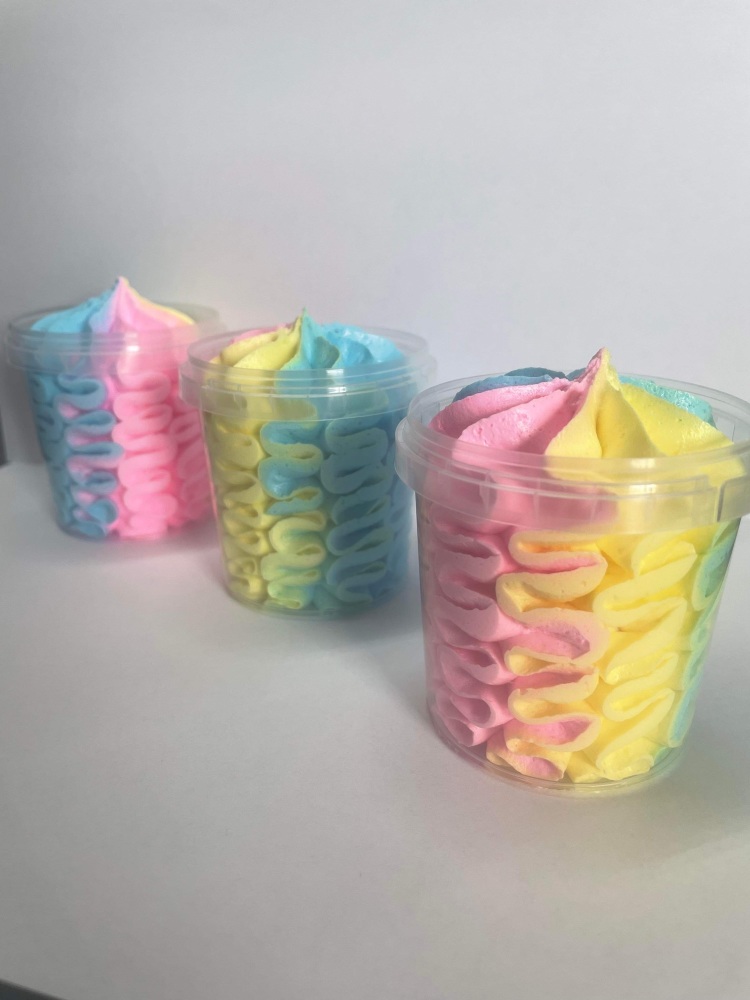 6 x Rainbow Kisses Pastel Shower Whips in Tooti Fruiti