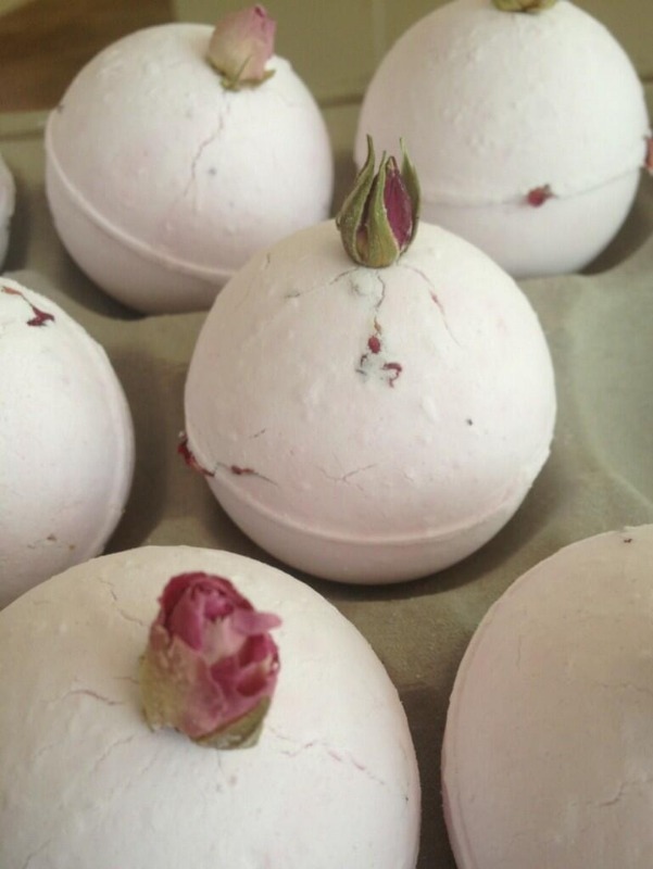 rose bathbomb