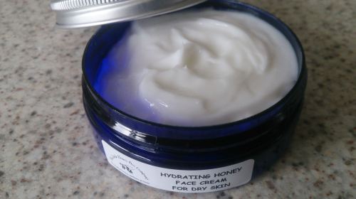 Hydrating Honey Face Cream for Dry Skin