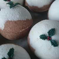 Christmas Pud Bath Bomb