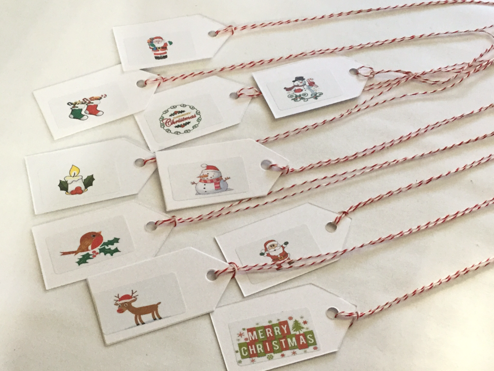 24 X Xmas Themed Gift Tags Plus String