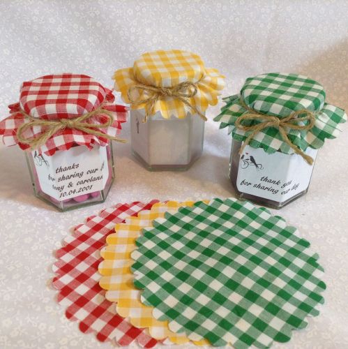 50 x scalloped YELLOW gingham includes twine
