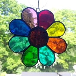 Stained Glass Daisy - Rainbow - 11cm