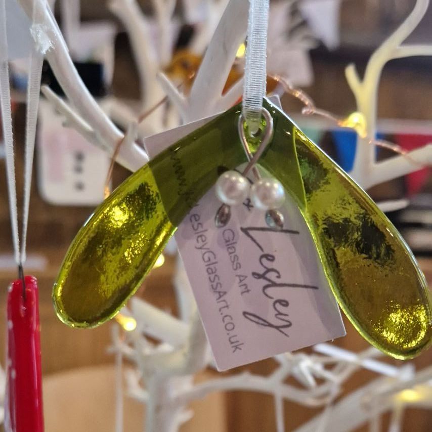 Fused Glass Mistletoe