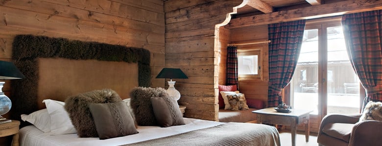 Christmas 15-Deco: Chalet Bedroom 6157_992_Coin-Salon-Home