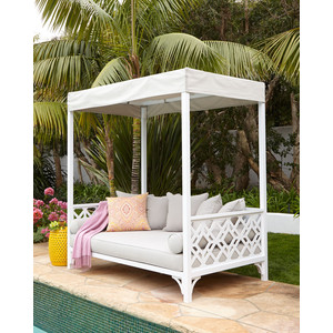 Summer 15: Garden 4 poster bed 126359592