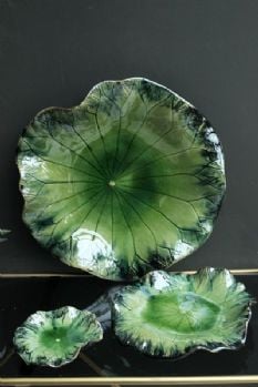 Spring 16: 33 waterlily-ceramic-plates-45984-p[ekm]233x349[ekm]