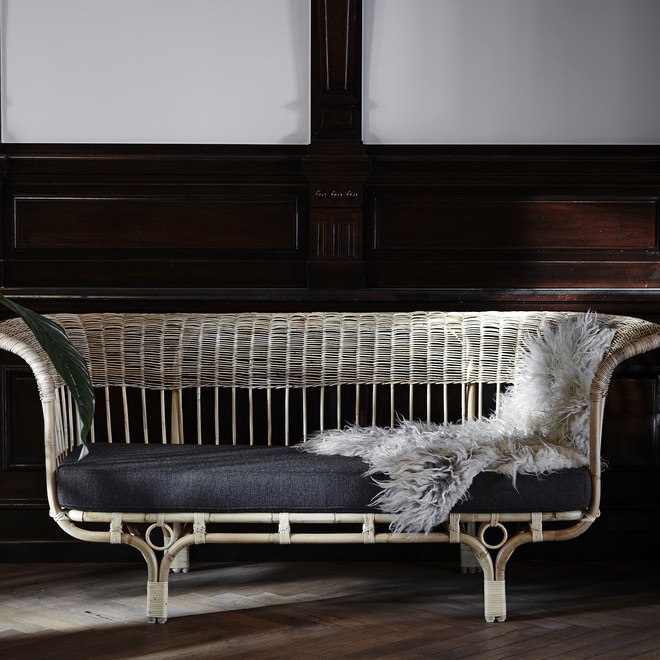 Summer 19: 75 Franco_Albini_BellaDonna_Sofa_dark_grey_FA_95_SU_