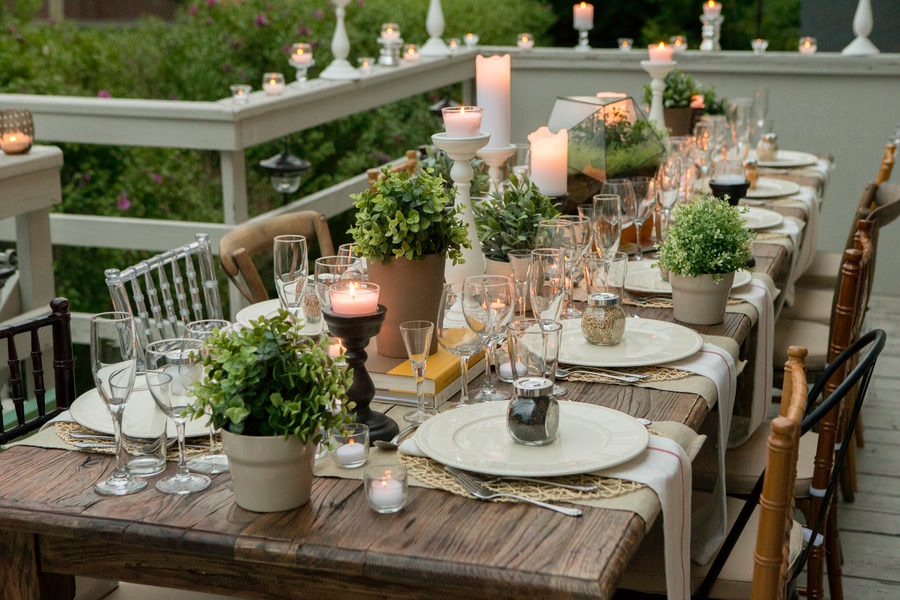 Summer 19: 87 Fabulous-table-decoration-with-place-settings-for-cand