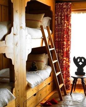 Chalet Interior 14: Bunk Bedroom 53bb074b8a79084852318cb66c77ed54