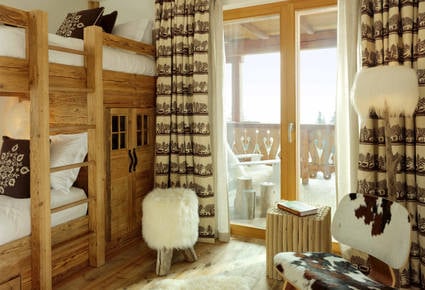 Chalet Interior 14: Bedroom mont_chalet04