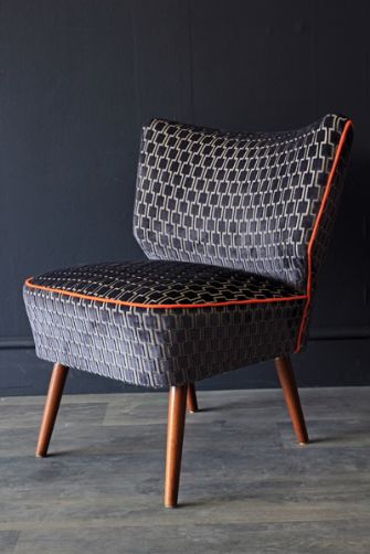 Autum 14: Black chair upcycled-vintage-1950s-bartolomew-cocktail-chair-char