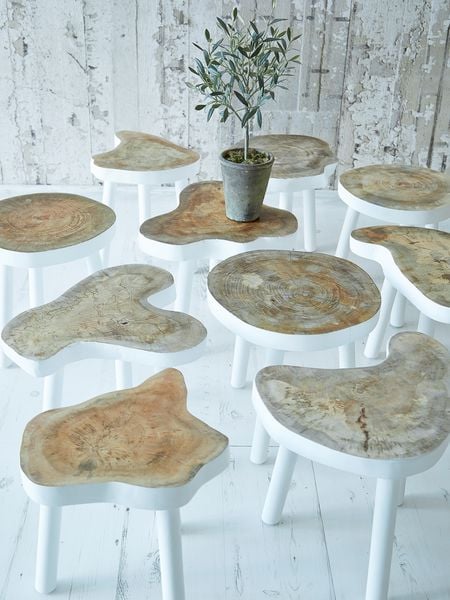 X-Mas 14: Multiple Wooden Stools 59001